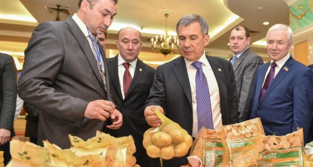 Rustam Minnikhanov: Village is the place where Tatar people preserve customs, lifestyle and traditions