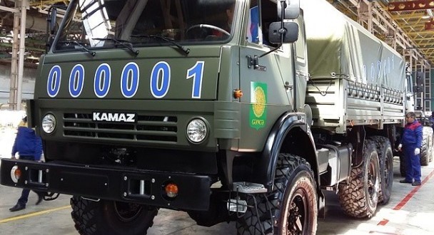 Первый собранный в Азербайджане автомобиль «КамАЗ» сошел с конвейера