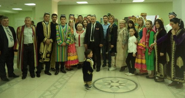 Tatars at the ceremony dedicated to the Day of National Unity of the peoples of the Penza region