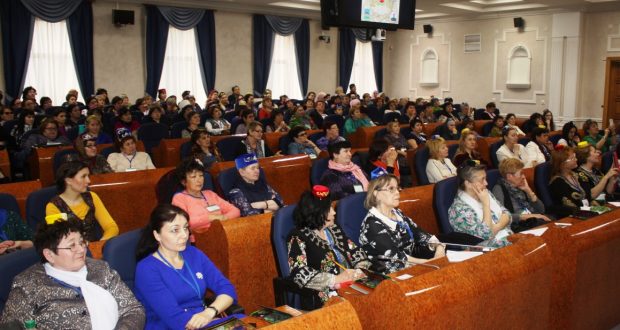 IV Бөтендөнья татар хатын-кызлары форумы: “Милли-мәдәни мирасны саклап калу һәм үстерү” секциясе