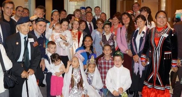 Рустам Минниханов встретился с представителями татарской общины Канады