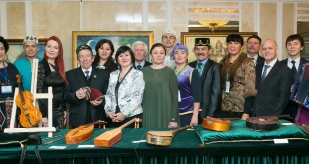 Уникальная выставка татарских музыкальных инструментов