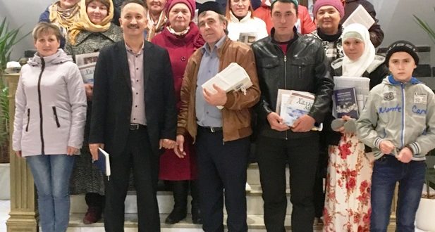 Татар конгрессында Башкортстаннан килгән милләттәшләребез белән очрашу узды