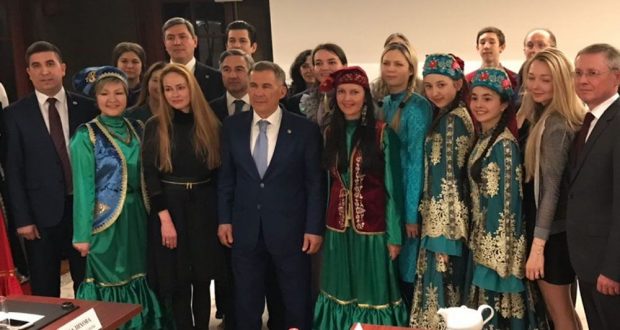 Татарстан Президенты Швейцариядә татарлар белән аралашты