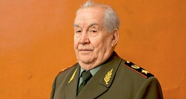 General of the Army Mahmut Gareyev awarded the Order of Alexander Nevsky