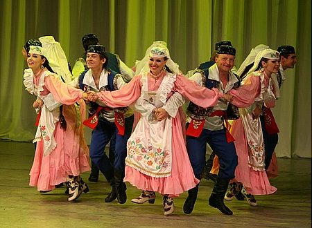 В Тобольске звучали песни и стихи на русском и татарском языках