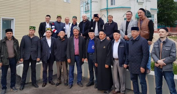 ​Казанское отделение ВКТ отметило День России ифтаром в медресе