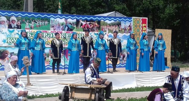 В Башкирии провели татарский фольклорный песенный фестиваль
