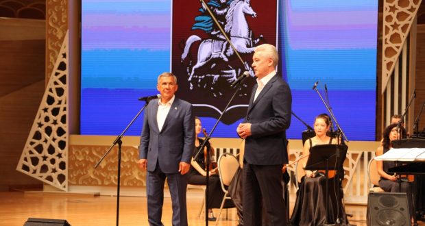 President of Tatarstan took part in a concert of artists of Tatarstan in Moscow