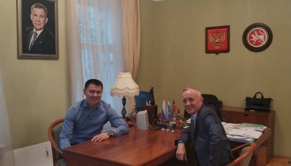 Радик Миниханов с рабочей поездкой посетил Постоянное представительство Республики Татарстан в Свердловской области
