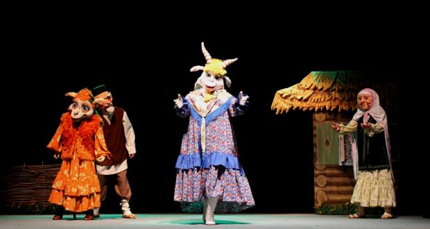 В Барнаул с гастролями приедет татарский театр кукол «Экият»
