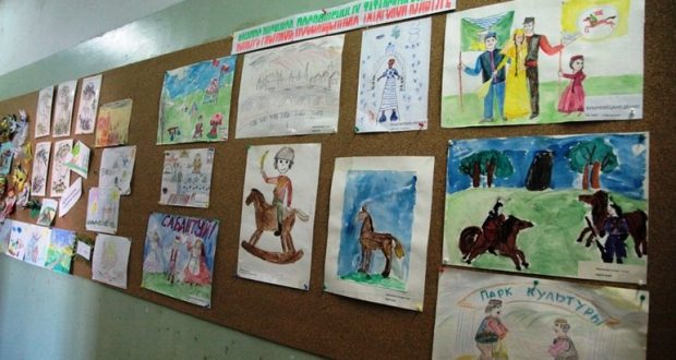 Выставка детских рисунков на татарскую тематику открылась в Малаховке