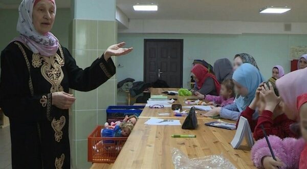 В Центральной мечети Ижевска ведутся уроки татарского языка для детей и взрослых