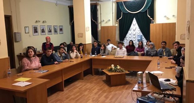 Молодёжный клуб «Заман» в Краснодаре провёл презентацию в Центре Национальных Культур