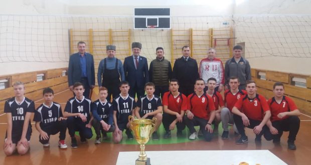В Чувашии состоялся турнир по волейболу среди молодежи татарских сел