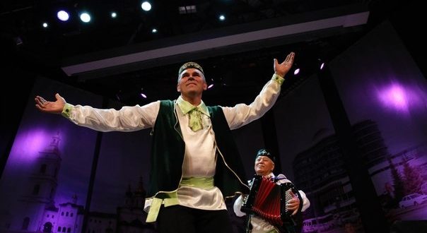 Три недели песен, чак-чака и плясок: в Тюмени начались дни татарской культуры
