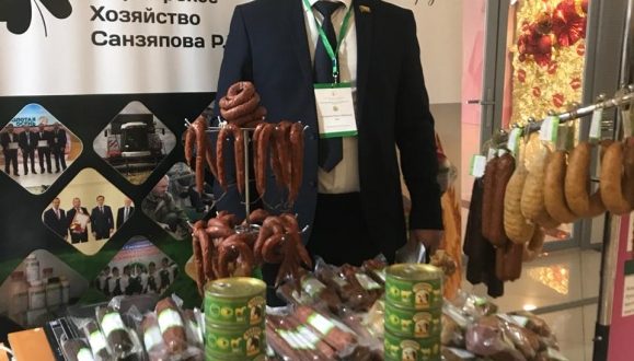 Tatar entrepreneurs presented their products and handicrafts