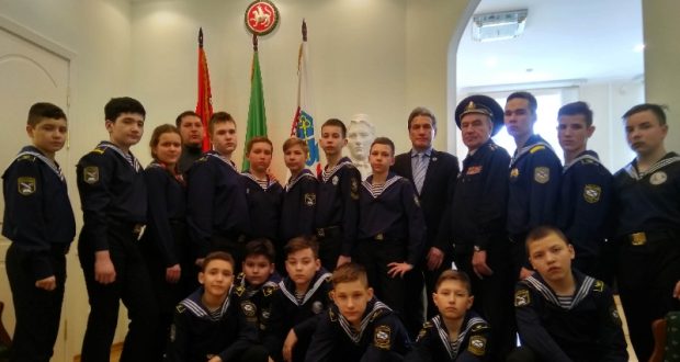 В Северную столицу прибыли морские кадеты Приволжского района г. Казани