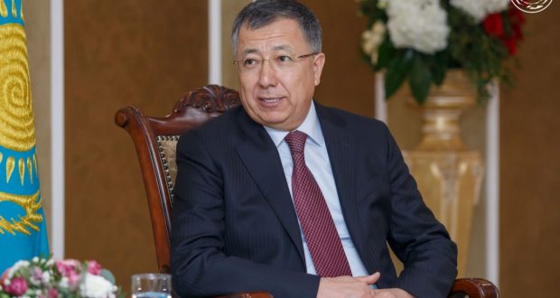 Дружеская встреча в Ассамблее народа Казахстана
