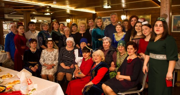 In Penza,  the role of mothers in  preserving   native language  discussed