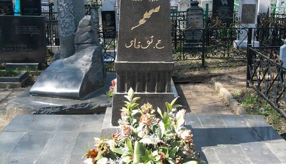Татарская интеллигенция возложит цветы к могиле Габдуллы Тукая