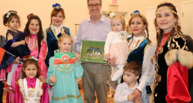 Центр татарской культуры Мирас Монреаля принял участие в празднике, посвященном Рамазану