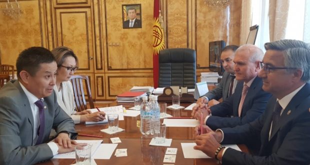 Василь Шайхразиев в Кыргызстане обсудил вопросы межнационального сотрудничества