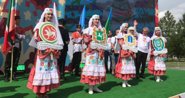На Федеральный Сабантуй в Новосибирск приехали татары из 28 регионов России и Республики Казахстан