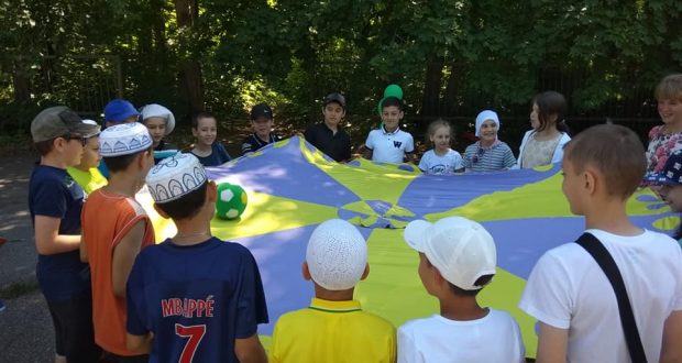 Ульяновск шәһәренең «Җиңү» паркында — балалар өчен «Ураза бәйрәме»