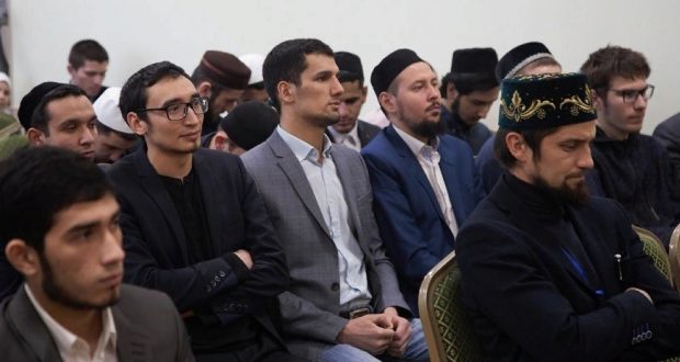 Только половина поступивших в Российский исламский институт завершает обучение