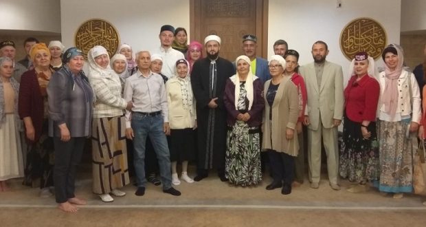 Муфтий на встрече с татарами Беларуси рассказал о важности изучения и сохранения татарского языка