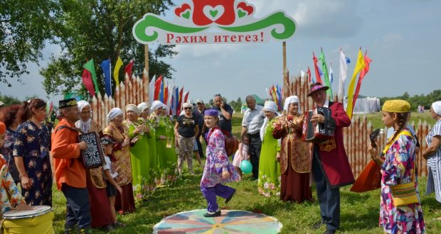 Национальный татарский праздник прошёл в Тюмени в рамках празднования 433-летия города