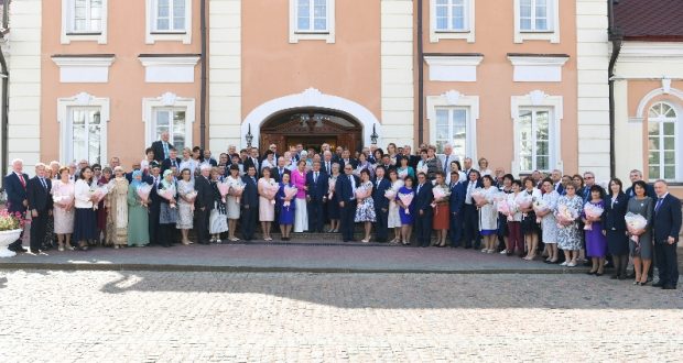 В Казанском Кремле состоялся прием от имени Президента Татарстана Рустама Минниханова и его супруги, посвященный лучшим семьям республики