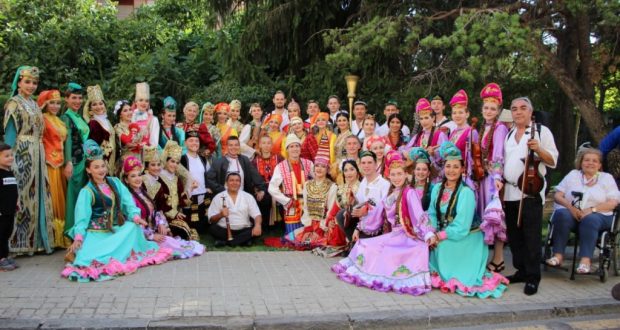 Коллективы из Татарстана и Узбекистана выступили на одной сцене в Испании