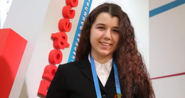 Зарина Бикимуллина стала победителем всероссийского конкурса «Поэзия Победы»