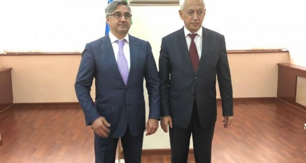 Председатель Национального совета встретился в Узбекистане с Рустамбеком Курбановым