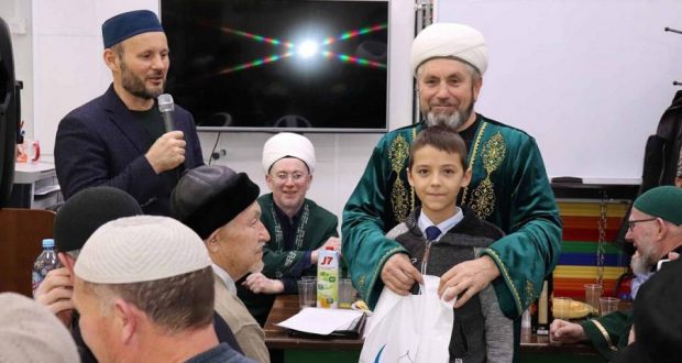 Как прошел месяц Мавлида в Татарстане? Собрали тысячи мусульман, разыграли путевку в Умру, сняли фильм