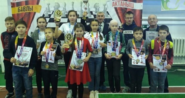 Актаныш шахматчылары Татарстан чемпионнары булды