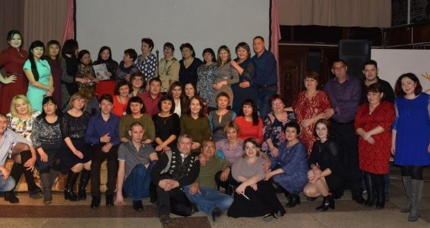 Татары Омска провели вечер отдыха, посвященный Дню матери