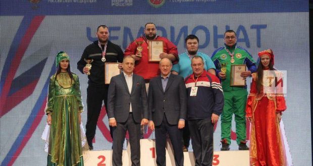 Көрәш буенча Россия чемпионатында 7 татар көрәшчесе чемпион калды