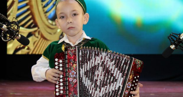 Праздничный концерт татарской школы искусств г. Семея