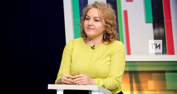 Журналист Римма Бикмөхәммәтова татар яшьләрендә милли үзаң югары булуын белдерде