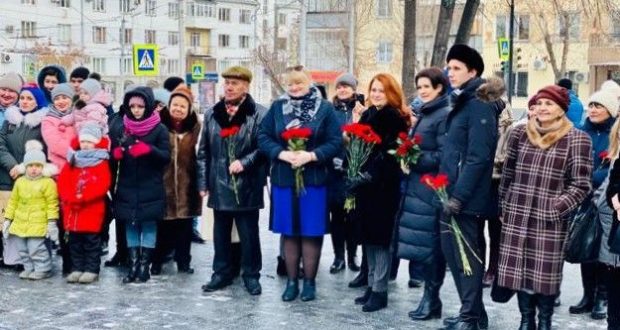A ceremony was held in Chelyabinsk to mark the 114th birthday of the great Tatar poet Musa Jalil