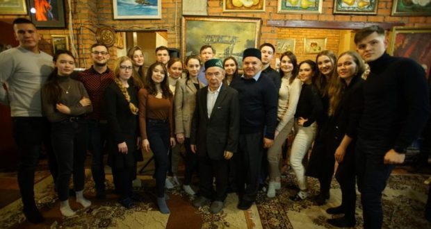 В «Штабе татар» прошла встреча с академиком Индус Тагировым