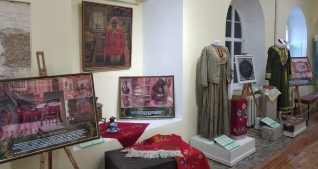 В Симферополе открылась выставка Елабужского музея-заповедника
