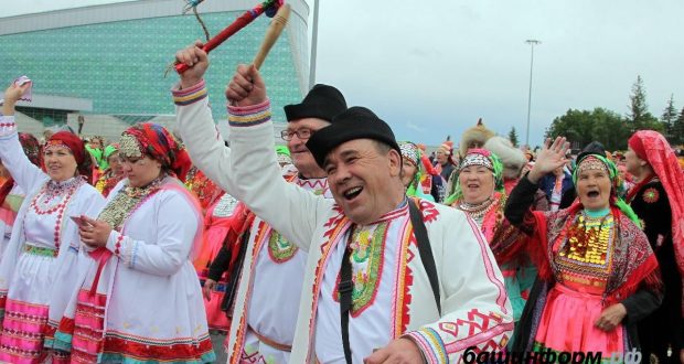 День национального костюма народов республики Башкирия отметит онлайн