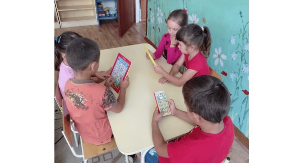 В Башкирии детские сады Кушнаренковского района получили планшеты и смартфоны с программой на родных языках