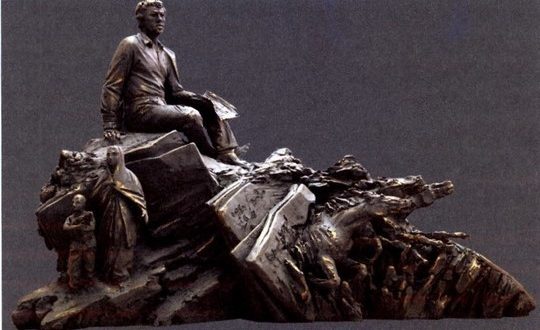 Стало известно, как будет выглядеть памятник Мустаю Кариму в Казани