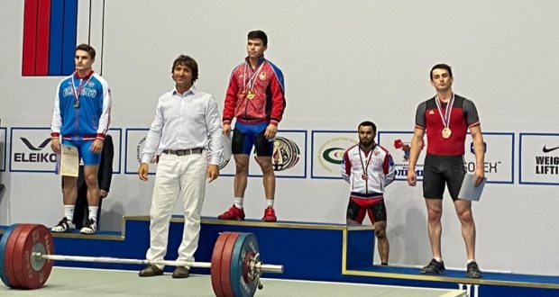 Зульфат Гараев и Регина Шайдуллина ставят рекорды Чемпионата России по тяжёлой атлетике