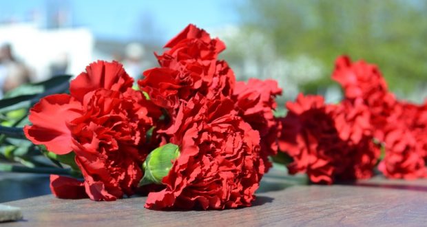 В Казани состоится возложение цветов к памятнику Баки Урманче